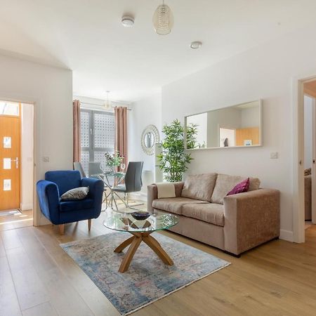 1 Bed Apartment - Redhill Central, Surrey, Gatwick #3 Eksteriør bilde