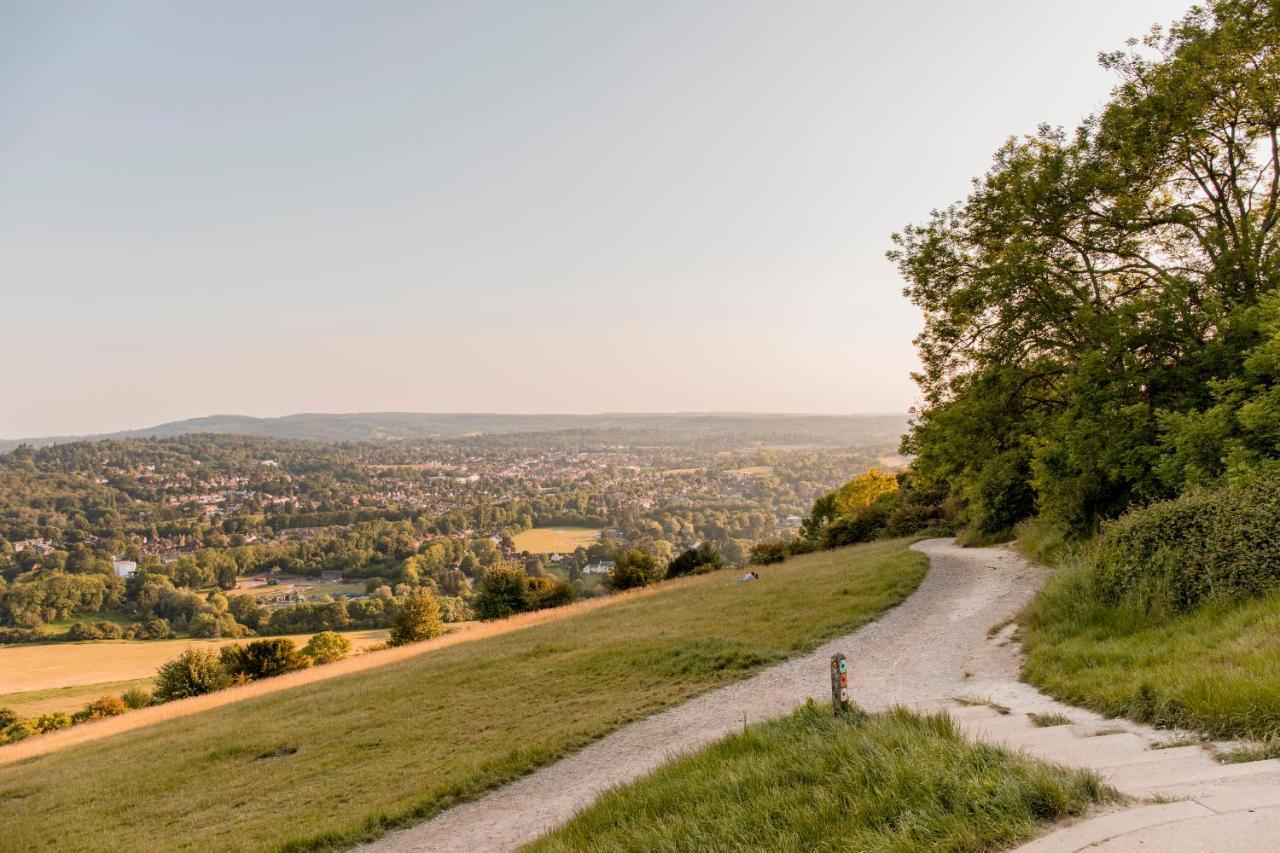 1 Bed Apartment - Redhill Central, Surrey, Gatwick #3 Eksteriør bilde